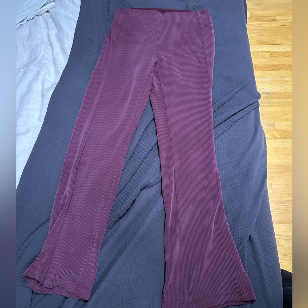 NWOT ribbed flare soft stream pant - Picture 3 of 4